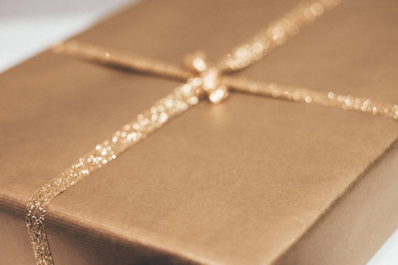 Luxury Gift - brown gift box